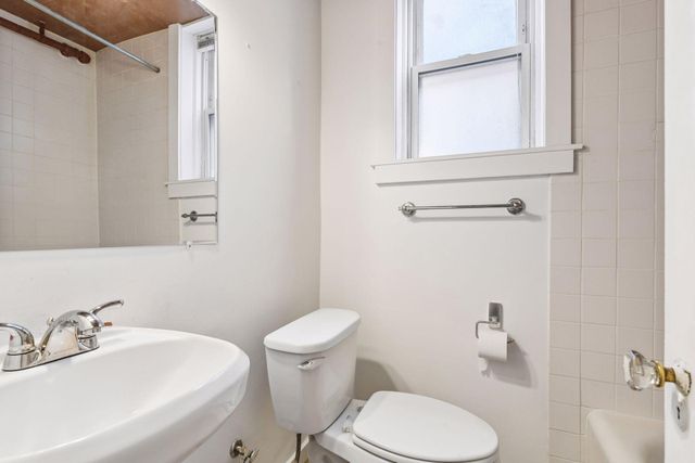 522 Ridgewood Avenue 9, Minneapolis, MN 55403