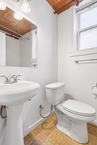 522 Ridgewood Avenue 9, Minneapolis, MN 55403