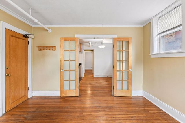 522 Ridgewood Avenue 9, Minneapolis, MN 55403