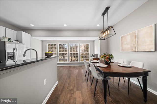 4118 FOUNTAINSIDE LN, Fairfax, VA 22030