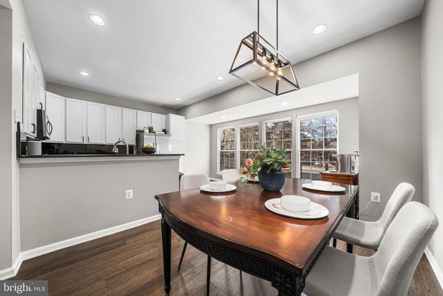 4118 FOUNTAINSIDE LN, Fairfax, VA 22030