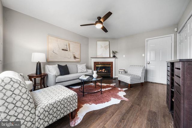 4118 FOUNTAINSIDE LN, Fairfax, VA 22030