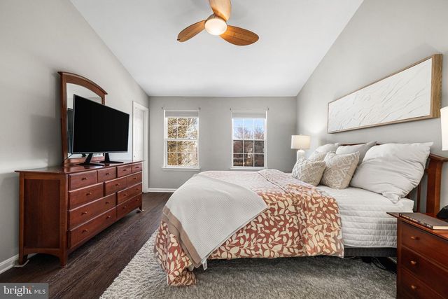 4118 FOUNTAINSIDE LN, Fairfax, VA 22030