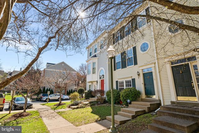 4118 FOUNTAINSIDE LN, Fairfax, VA 22030