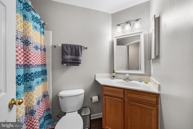 4118 FOUNTAINSIDE LN, Fairfax, VA 22030