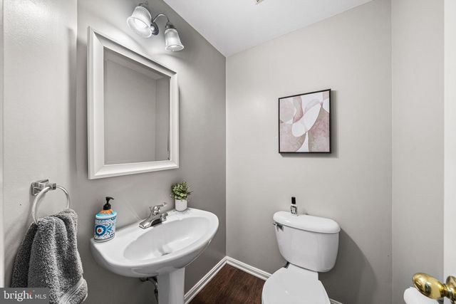 4118 FOUNTAINSIDE LN, Fairfax, VA 22030