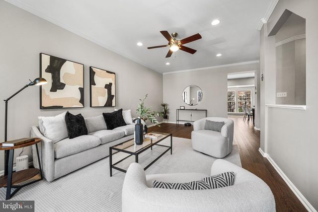 4118 FOUNTAINSIDE LN, Fairfax, VA 22030