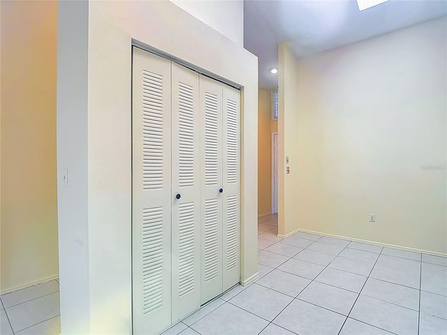 39650 US HIGHWAY 19 N 834, Tarpon Springs, FL 34689