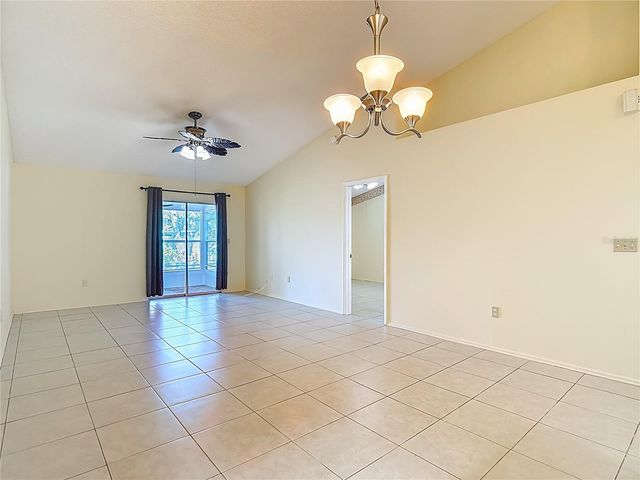 39650 US HIGHWAY 19 N 834, Tarpon Springs, FL 34689