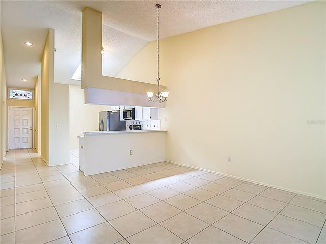 39650 US HIGHWAY 19 N 834, Tarpon Springs, FL 34689