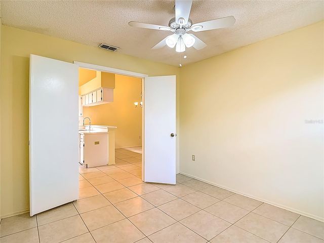 39650 US HIGHWAY 19 N 834, Tarpon Springs, FL 34689