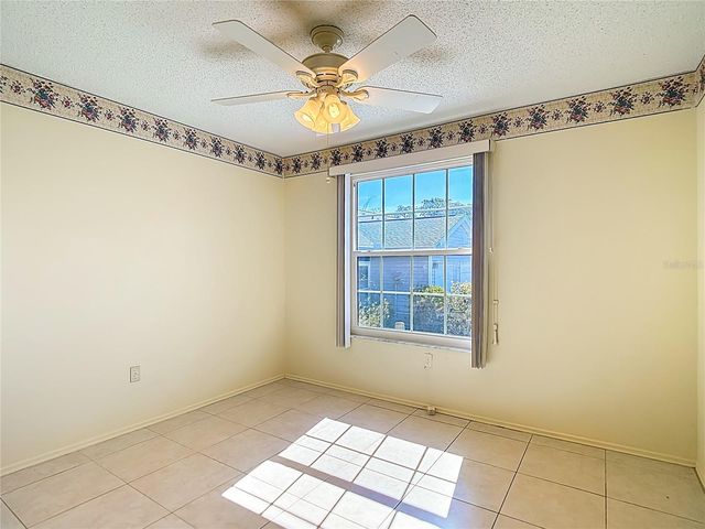 39650 US HIGHWAY 19 N 834, Tarpon Springs, FL 34689