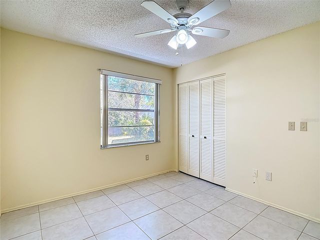 39650 US HIGHWAY 19 N 834, Tarpon Springs, FL 34689