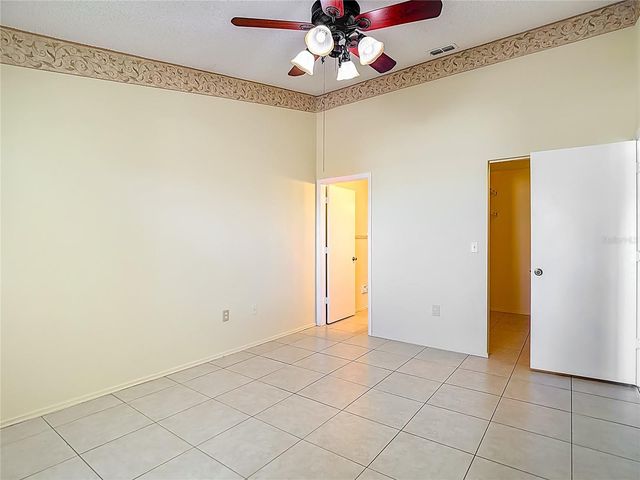 39650 US HIGHWAY 19 N 834, Tarpon Springs, FL 34689