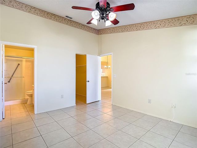 39650 US HIGHWAY 19 N 834, Tarpon Springs, FL 34689