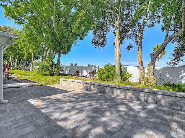 39650 US HIGHWAY 19 N 834, Tarpon Springs, FL 34689