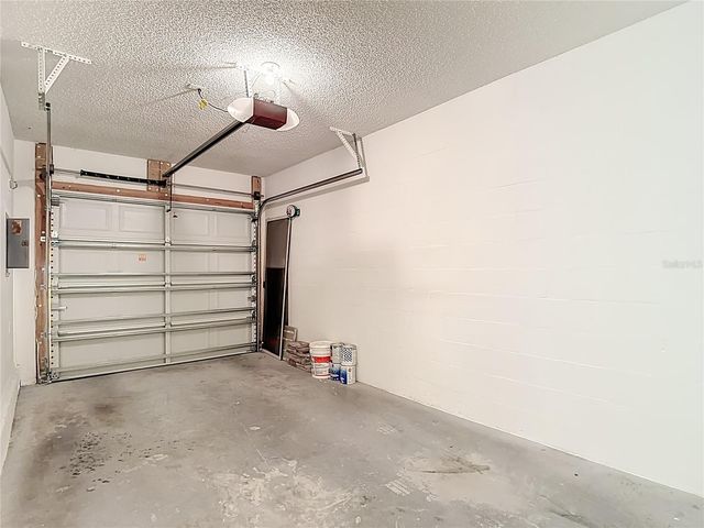 39650 US HIGHWAY 19 N 834, Tarpon Springs, FL 34689