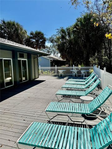 39650 US HIGHWAY 19 N 834, Tarpon Springs, FL 34689