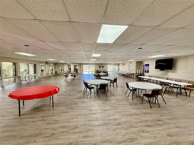 39650 US HIGHWAY 19 N 834, Tarpon Springs, FL 34689