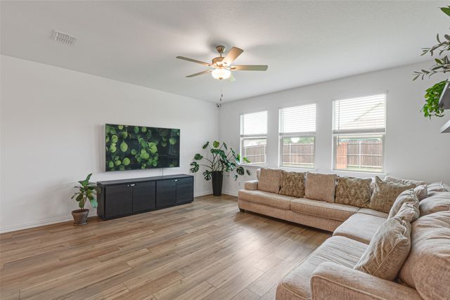 3324 Tulip Poplar Trail, Mckinney, TX 75071