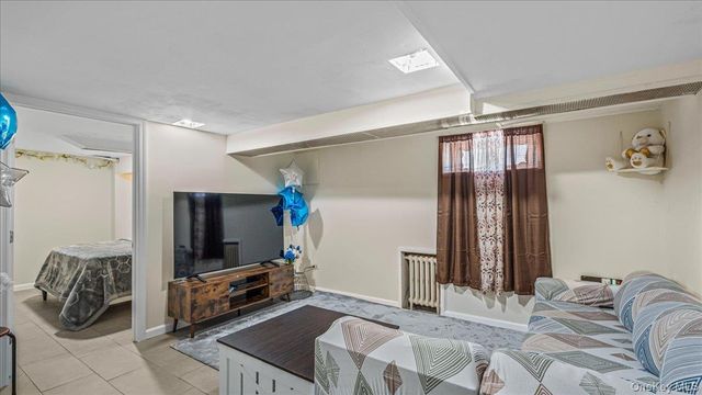 101 Stewart Street, Floral Park, NY 11001