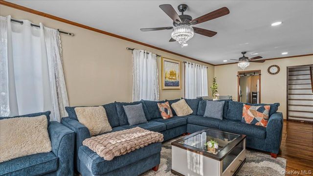 101 Stewart Street, Floral Park, NY 11001