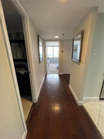 3525 Sage Rd Road 1401, Houston, TX 77056