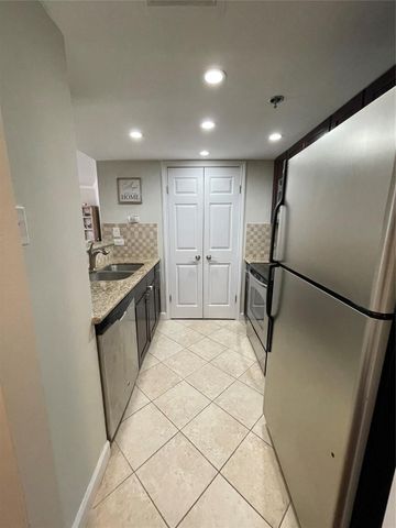 3525 Sage Rd Road 1401, Houston, TX 77056