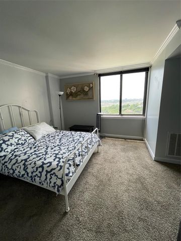 3525 Sage Rd Road 1401, Houston, TX 77056