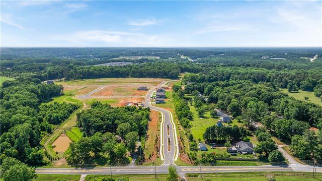 49 Spruce Hollow, Winder, GA 30680
