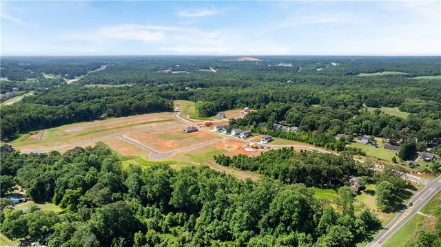49 Spruce Hollow, Winder, GA 30680