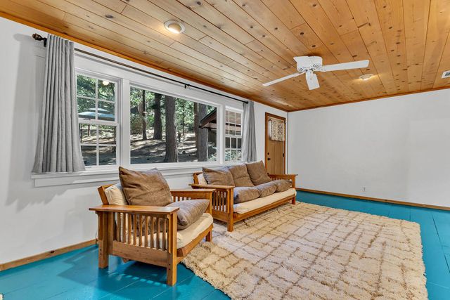 24941 Pine Cove Road, Idyllwild, CA 92549