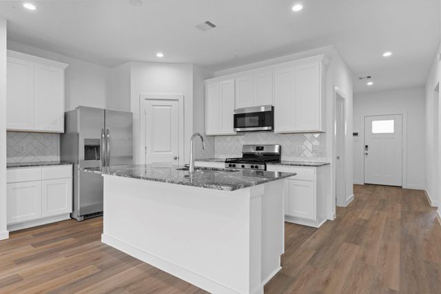 1010 Paddlefish Lane, Alvin, TX 77511