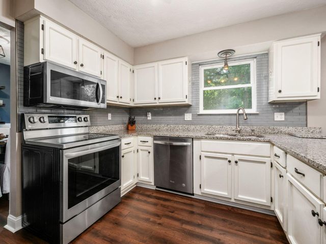 8748 Winnetka Court, Powell, OH 43065