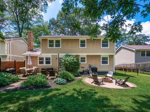 8748 Winnetka Court, Powell, OH 43065