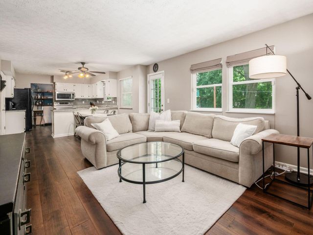8748 Winnetka Court, Powell, OH 43065