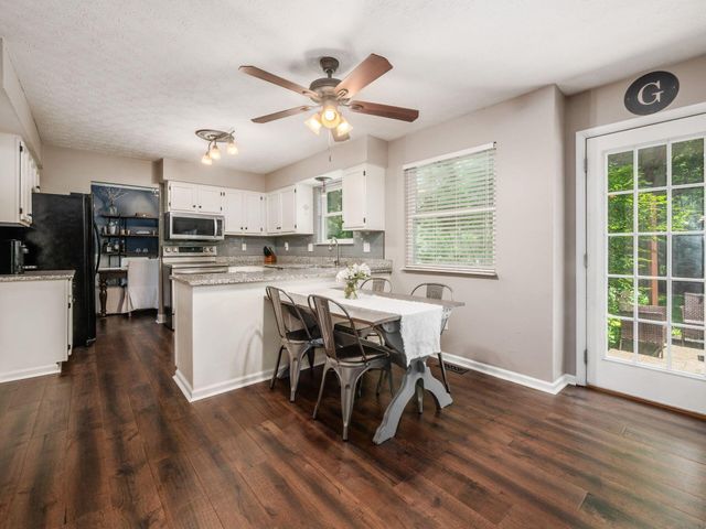 8748 Winnetka Court, Powell, OH 43065