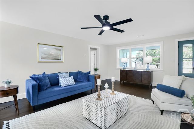 1107 Derenne Drive, Savannah, GA 31406