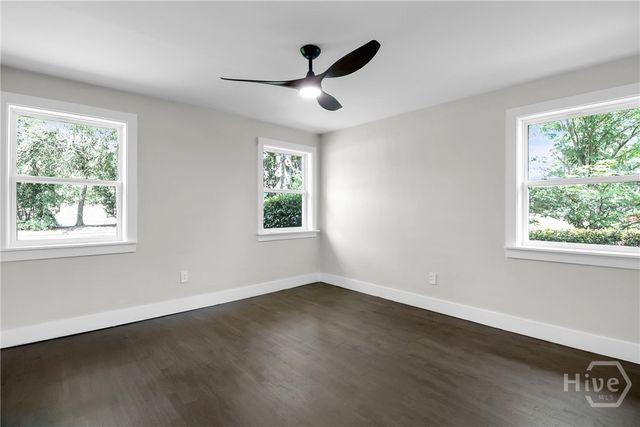 1107 Derenne Drive, Savannah, GA 31406