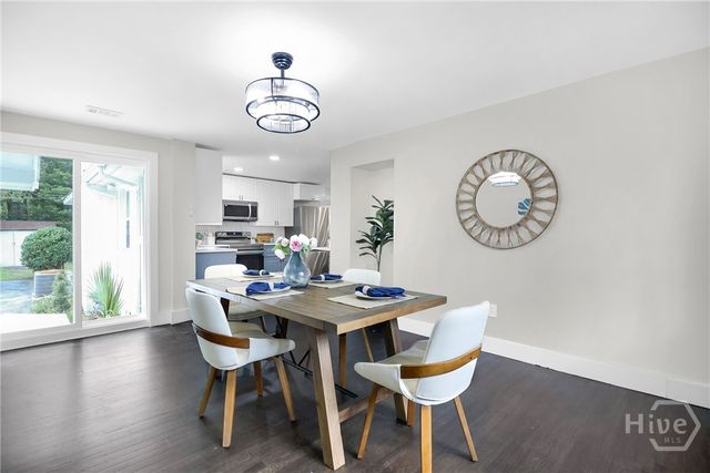 1107 Derenne Drive, Savannah, GA 31406