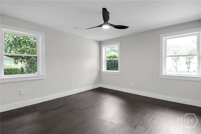 1107 Derenne Drive, Savannah, GA 31406