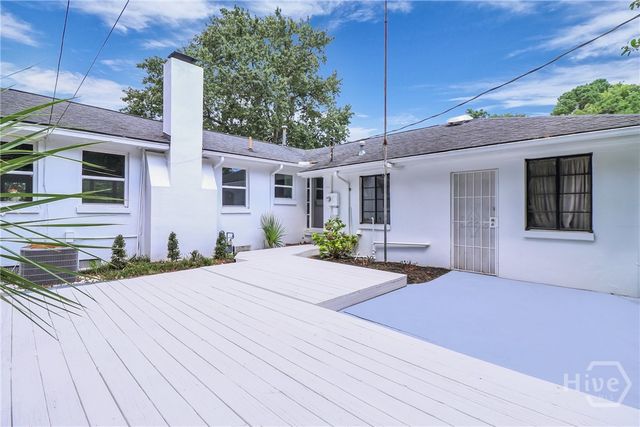 1107 Derenne Drive, Savannah, GA 31406