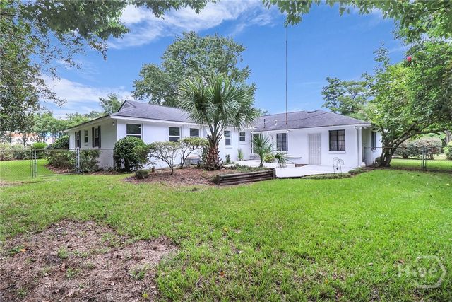 1107 Derenne Drive, Savannah, GA 31406