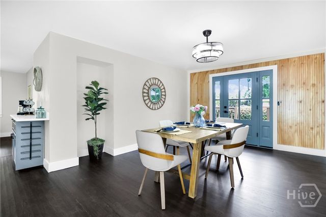 1107 Derenne Drive, Savannah, GA 31406