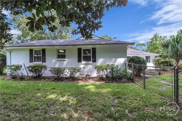 1107 Derenne Drive, Savannah, GA 31406