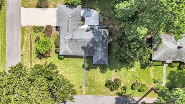 1107 Derenne Drive, Savannah, GA 31406