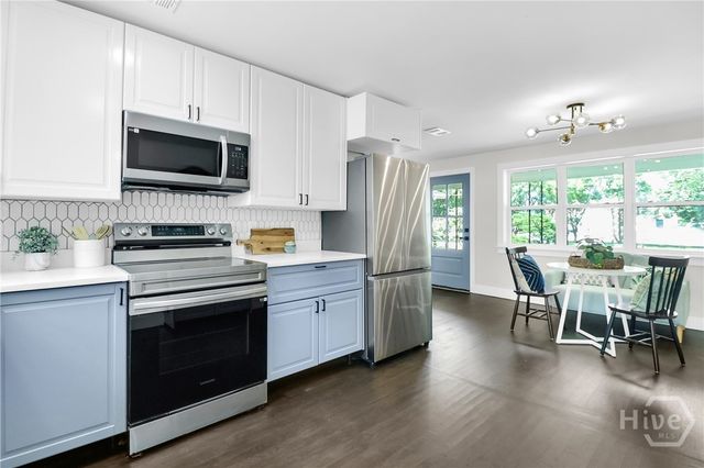 1107 Derenne Drive, Savannah, GA 31406