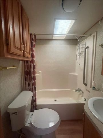 183 Holiday Loop, Cleveland, GA 30528