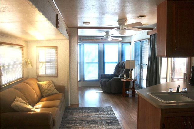 183 Holiday Loop, Cleveland, GA 30528