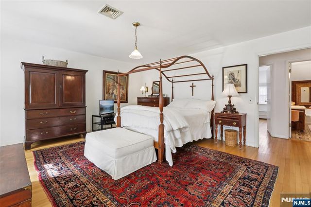 164 E Saddle River Road, Saddle River, NJ 07458